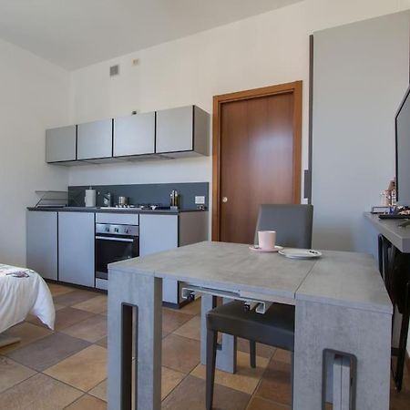 Fabulous Studio In Monza 15 Km To Milan City Centre Екстериор снимка