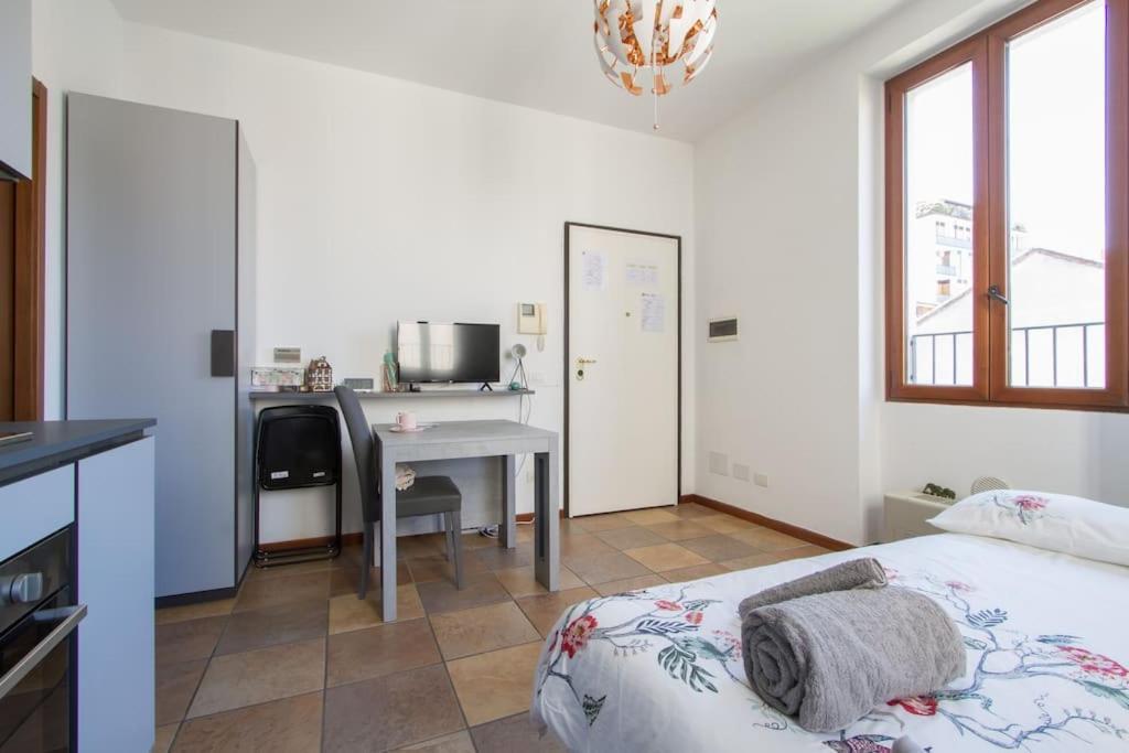 Fabulous Studio In Monza 15 Km To Milan City Centre Екстериор снимка